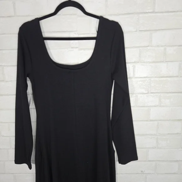 Old Navy NWT long sleeve maxi dress - Picture 4 of 16